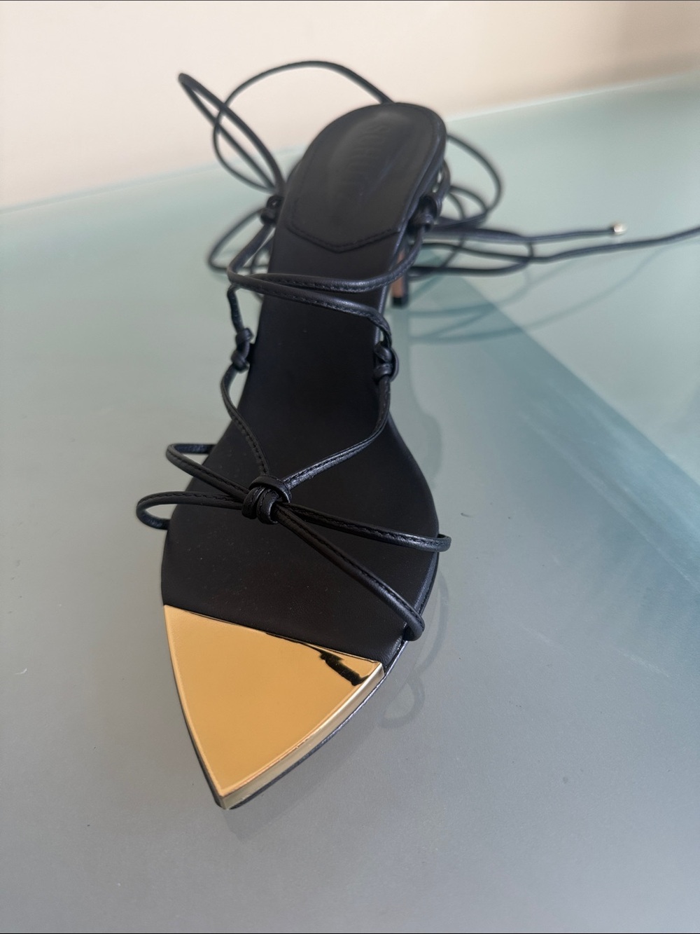 Schultz Black Leather Lace-Up Pointed Toe Sandals w/ Gold Cap Size 6.5 Designer - Picture 4 of 10